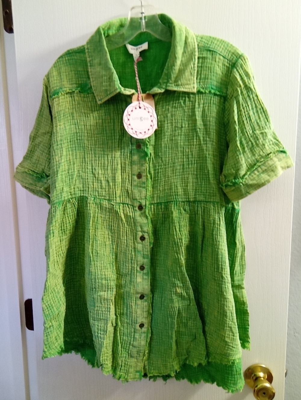 Umgee Lime Green Crinkled Button-Front Tunic Blouse